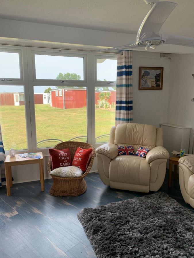 Cosy Beach Chalet Scratby Eksteriør bilde